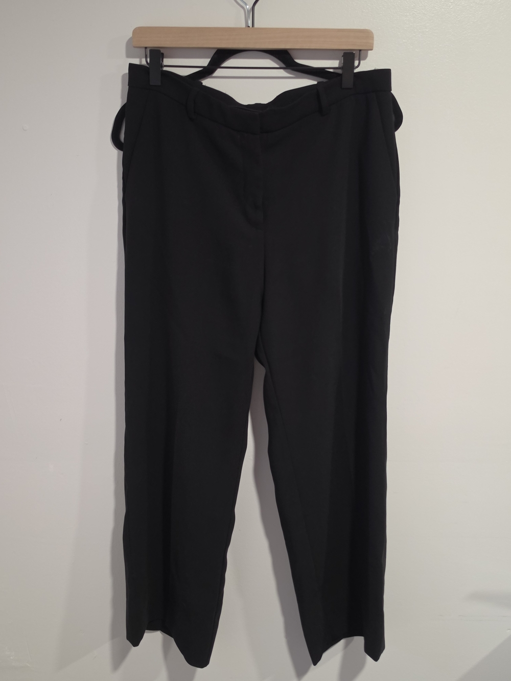 MNG Mid Rise Sleek Black Women's Tailored Straight-Leg Pants Size 8